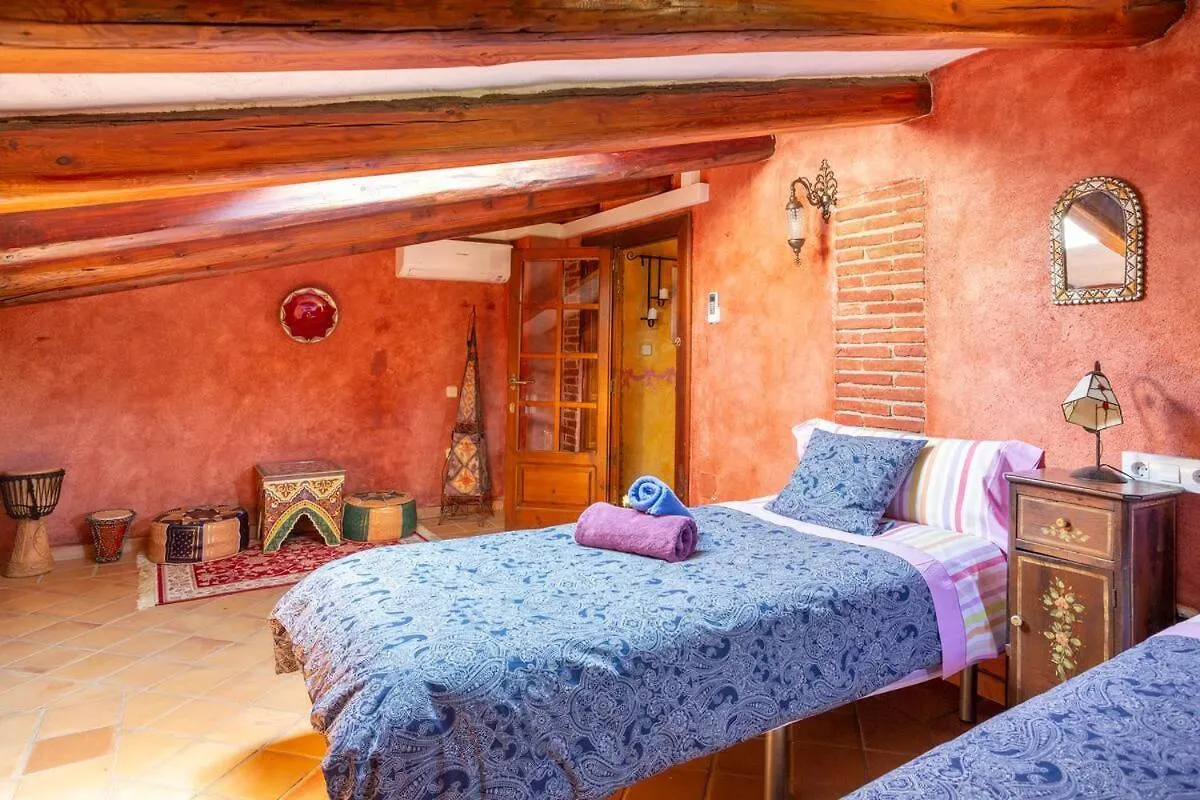 Country house Mas Valoria Guest House Peratallada