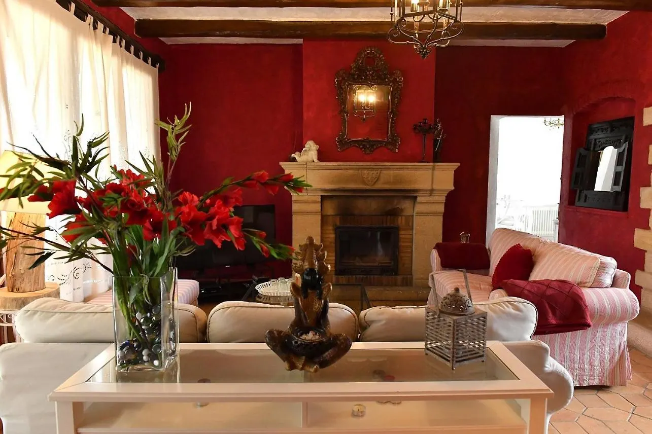 Country house Mas Valoria Guest House Peratallada Spain