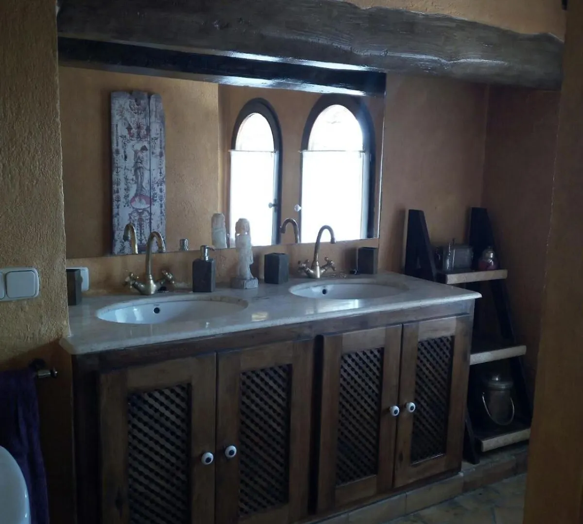 Mas Valoria Guest House Peratallada Country house