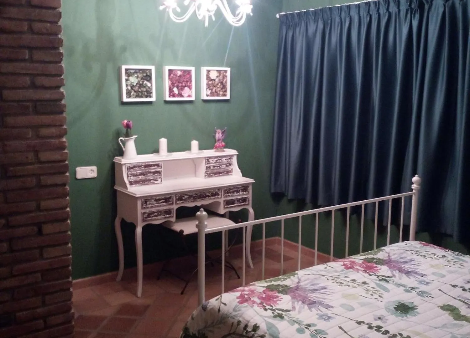 Mas Valoria Guest House Peratallada