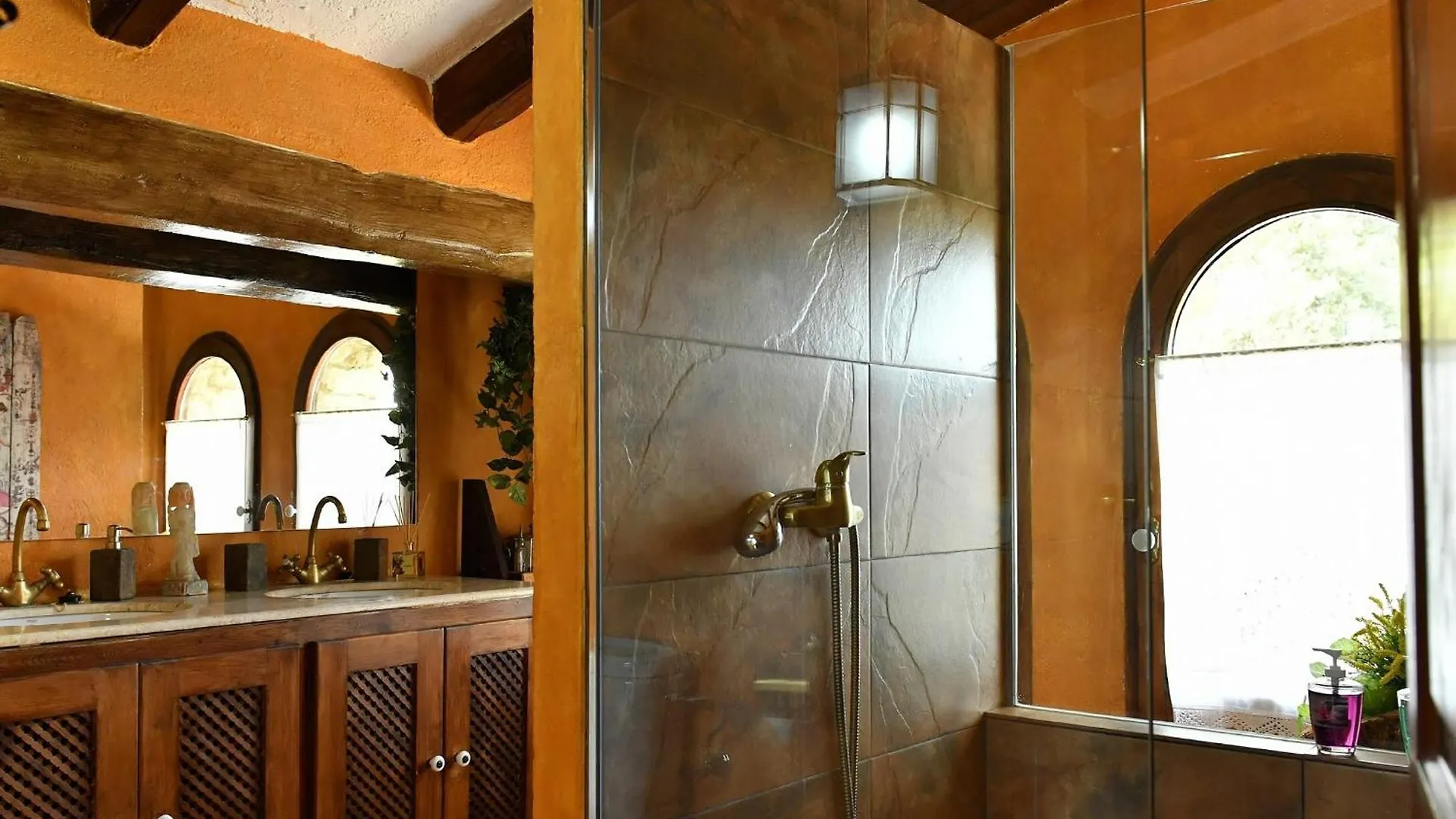Mas Valoria Guest House Peratallada Country house